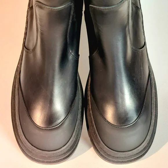 8 by YOOX black leather cap-toe Chelsea boots, EU41, NWT - Picture 7 of 14